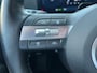 Hyundai Kona Electric Comfort Smart 65.4 kWh | Camera | Carplay draadloos | Climate control | Adaptive cruise control | Elektrische achterklep | Full LED koplampen | Stuurverwarming | Stoelverwarming | Navigatie | 19'' Velgen