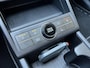 Hyundai Kona Electric Comfort Smart 65.4 kWh | Camera | Carplay draadloos | Climate control | Adaptive cruise control | Elektrische achterklep | Full LED koplampen | Stuurverwarming | Stoelverwarming | Navigatie | 19'' Velgen