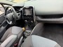 Renault Clio Estate 0.9 TCe Dynamique met trekhaak en parkeersensoren en navigatie en bluetooth telefoon / media en airco