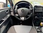Renault Clio Estate 0.9 TCe Dynamique met trekhaak en parkeersensoren en navigatie en bluetooth telefoon / media en airco