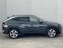 Hyundai Tucson 1.6 T-GDI PHEV Comfort Smart Sky 4WD / Dealer onderhouden / SoH accu 100 % / Panorama schuifdak / 1.350 kg trekgewicht / Navigatie / Apple Carplay Android / Stuur- en stoelverwarming / 19"LM wielen /