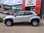 Toyota Yaris Cross 1.5 Hybrid 115 Active COMFORT PACK THUISKOMER STOEL- STUUR- EN VOORRUITVERWARMING PDC V+A BLINDSPOT