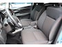 Honda Jazz 1.5 i-VTEC Dynamic Automaat. Luxe uitvoering, lage km stand!