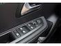 Peugeot 208 1.2 PureTech Allure | Apple carplay/Android auto | Navigatie | Cruise control | Lichtmetalen velgen 16'' | Parkeersensoren achter | LED koplampen |