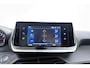 Peugeot 208 1.2 PureTech Allure | Apple carplay/Android auto | Navigatie | Cruise control | Lichtmetalen velgen 16'' | Parkeersensoren achter | LED koplampen |