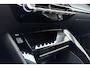 Peugeot 208 1.2 PureTech Allure | Apple carplay/Android auto | Navigatie | Cruise control | Lichtmetalen velgen 16'' | Parkeersensoren achter | LED koplampen |