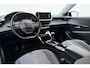 Peugeot 208 1.2 PureTech Allure | Apple carplay/Android auto | Navigatie | Cruise control | Lichtmetalen velgen 16'' | Parkeersensoren achter | LED koplampen |