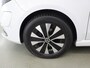 Mercedes-Benz EQV 300 L2 90kWh | 8-Zits | Stoelverwarming/koeling | Distronic Plus | Navigatie | Parkeercamera | Lederen bekleding | Certified