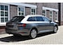 Skoda Superb Combi 1.4 TSI PHEV Style/Trekhaak/Navi/Electr Stoelen Wij zijn op afspraak geopend! Graag bellen voor uw komst.