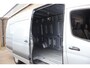 Mercedes-Benz Sprinter 319 CDI | AUT. | L4 H2 | PRO | DISTRONIC PLUS | APPLE CARPLAY/ANDROID AUTO | TREKHAAK | LM VELGEN | 3-ZITS | STOELVERWARMING | CERTIFIED