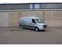 Mercedes-Benz Sprinter 319 CDI | AUT. | L4 H2 | PRO | DISTRONIC PLUS | APPLE CARPLAY/ANDROID AUTO | TREKHAAK | LM VELGEN | 3-ZITS | STOELVERWARMING | CERTIFIED