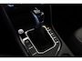Volkswagen Tiguan 1.4 TSI eHybrid Life Business 245PK / 180kW DSG, Wegklapbare trekhaak, elektrische achterklep (Easy Open), dodehoekdetectie (Side Assist), achteruitrijcamera (Rear View), privacy glas, digital cockpit, verwarmbare voorstoelen, verwarmbaar multifunctioneel lederen stuurwiel, 30 kleuren sfeerverlichting, adaptieve cruise control (ACC), elektrisch verstel-, verwarm- en inklapbare buitenspiegels, navigatie, LED verlichting, draadloos Apple Carplay & Android Auto, parkeersensoren voor en achter (PDC), keyless start entry etc.