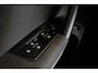 Volkswagen Tiguan 1.4 TSI eHybrid Life Business 245PK / 180kW DSG, Wegklapbare trekhaak, elektrische achterklep (Easy Open), dodehoekdetectie (Side Assist), achteruitrijcamera (Rear View), privacy glas, digital cockpit, verwarmbare voorstoelen, verwarmbaar multifunctioneel lederen stuurwiel, 30 kleuren sfeerverlichting, adaptieve cruise control (ACC), elektrisch verstel-, verwarm- en inklapbare buitenspiegels, navigatie, LED verlichting, draadloos Apple Carplay & Android Auto, parkeersensoren voor en achter (PDC), keyless start entry etc.