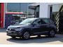 Volkswagen Tiguan 1.4 TSI eHybrid Life Business 245PK / 180kW DSG, Wegklapbare trekhaak, elektrische achterklep (Easy Open), dodehoekdetectie (Side Assist), achteruitrijcamera (Rear View), privacy glas, digital cockpit, verwarmbare voorstoelen, verwarmbaar multifunctioneel lederen stuurwiel, 30 kleuren sfeerverlichting, adaptieve cruise control (ACC), elektrisch verstel-, verwarm- en inklapbare buitenspiegels, navigatie, LED verlichting, draadloos Apple Carplay & Android Auto, parkeersensoren voor en achter (PDC), keyless start entry etc.