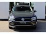 Volkswagen Tiguan 1.4 TSI eHybrid Life Business 245PK / 180kW DSG, Wegklapbare trekhaak, elektrische achterklep (Easy Open), dodehoekdetectie (Side Assist), achteruitrijcamera (Rear View), privacy glas, digital cockpit, verwarmbare voorstoelen, verwarmbaar multifunctioneel lederen stuurwiel, 30 kleuren sfeerverlichting, adaptieve cruise control (ACC), elektrisch verstel-, verwarm- en inklapbare buitenspiegels, navigatie, LED verlichting, draadloos Apple Carplay & Android Auto, parkeersensoren voor en achter (PDC), keyless start entry etc.