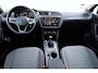Volkswagen Tiguan 1.4 TSI eHybrid Life Business 245PK / 180kW DSG, Wegklapbare trekhaak, elektrische achterklep (Easy Open), dodehoekdetectie (Side Assist), achteruitrijcamera (Rear View), privacy glas, digital cockpit, verwarmbare voorstoelen, verwarmbaar multifunctioneel lederen stuurwiel, 30 kleuren sfeerverlichting, adaptieve cruise control (ACC), elektrisch verstel-, verwarm- en inklapbare buitenspiegels, navigatie, LED verlichting, draadloos Apple Carplay & Android Auto, parkeersensoren voor en achter (PDC), keyless start entry etc.