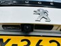 Peugeot 2008 1.2T 130Pk Allure Pack * DEALER OH * TREKHAAK * CAMERA * STOELVERW. *