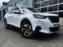 Peugeot 2008 1.2T 130Pk Allure Pack * DEALER OH * TREKHAAK * CAMERA * STOELVERW. *