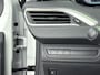 Peugeot 2008 SUV 110pk Automaat Allure | Trekhaak | Panoramadak | Apple Carplay/Android Auto | Camera | Navigatie | Armsteun Tussen de Voorstoelen
