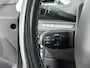 Peugeot 2008 SUV 110pk Automaat Allure | Trekhaak | Panoramadak | Apple Carplay/Android Auto | Camera | Navigatie | Armsteun Tussen de Voorstoelen