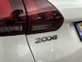 Peugeot 2008 SUV 110pk Automaat Allure | Trekhaak | Panoramadak | Apple Carplay/Android Auto | Camera | Navigatie | Armsteun Tussen de Voorstoelen