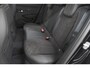 Peugeot e-2008 EV GT 54 kWh | 11 KW Lader | Warmtepomp | Camera | Alcantara Pakket | Stoelmassage