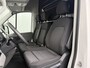 Volkswagen Crafter 2.0TDI 140PK L3H3 | Imperiaal | Trekhaak | Navigatie | Camera | 3-Zits | Airco | Cruise