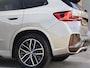 BMW iX1 xDrive30 Launch Edition M Sport Pano | ACC | Trekhaak | Driving Assistant Plus | Widescreen