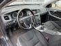 Volvo V60 2.0 Turbo 203PK Momentum Navi Pdc Trekhaak NW APK!
