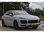 Porsche Cayenne Coupé 3.0 E-Hybrid 462 pk Chrono | NL-Auto | Luchtvering | Pano |Standkachel | 360 gr.camera | Full LED | Netjes