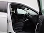 Volkswagen Polo 1.0 TSI Life Business | Apple carplay/android auto | Adaptive cruise control | Draadloze telefoonlader | Navigatie | Parkeersensoren voor en achter | Rijstrooksensor | Start/stop systeem | Vermoeidheidsherkenning | Voorstoelen verwarmbaar |