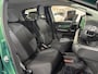 Renault Twingo Urban Range Techno 27.5 kWh Automaat | Demo - Beschikbaar per 01-10-2026 | Armsteun | Camera | Parkeersensoren | Climate Control | Full LED | Adaptive Cruise Control | Navigatie | 18" Lichtmetalen Velgen |