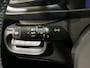 Renault Twingo Urban Range Techno 27.5 kWh Automaat | Demo - Beschikbaar per 01-10-2026 | Armsteun | Camera | Parkeersensoren | Climate Control | Full LED | Adaptive Cruise Control | Navigatie | 18" Lichtmetalen Velgen |