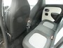 Renault Twingo 1.0 SCe 70PK 5DRS. Collection AIRCO/ CRUISE CONTROLE/ PACK ROUGE/ STRIPING/ ETC... 1e EIGENAAR! RIJKLAAR!