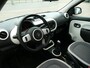 Renault Twingo 1.0 SCe 70PK 5DRS. Collection AIRCO/ CRUISE CONTROLE/ PACK ROUGE/ STRIPING/ ETC... 1e EIGENAAR! RIJKLAAR!