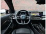 BMW 5-Serie Touring 550e xDrive | M Performance - Pano - B&W