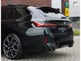 BMW 5-Serie Touring 550e xDrive | M Performance - Pano - B&W