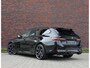 BMW 5-Serie Touring 550e xDrive | M Performance - Pano - B&W
