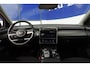 Hyundai Tucson 1.6 T-GDI PHEV 180PK Comfort 4WD+Led+Vitrual+breed-navigatie+camera+19"Lmv+stoel-verw = 62KM-Elek+2 Snoeren=SUPER