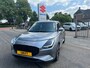 Suzuki Swift 1.2 Style Smart Hybrid AUTOMAAT // SLECHTS 3000 KM Full option 1e eigenaar dealer onderhouden Swift // Rijklaarprijs!