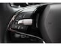 Skoda Kamiq 1.0 TSI 110 pk DSG Life Navigatie Apple Carplay/Android Auto Adaptieve Cruise Control Parkeersensor achter Verwarmde voorstoelen LED-verlichting voor Dakrail DAB
