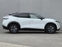 Nissan Ariya Advance 91 kWh / SOH 100% / Fabrieksgarantie tot 04-2028 / All season banden / CCS snelladen / Head Up Display / Elektrische achterklep / Warmtepomp / Stuur- Stoel & Voorruit verwarming / Rondomzicht camera / Adaptief cruise control / Bose Audio Systeem /