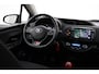 Toyota Yaris 1.0 VVT-i Design Sport | Navigatie | Cruise Control | Clima | Camera | Rijstrooksensor | 15 inch | Privacy glas | Bluetooth | Dakspoiler