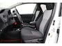 Toyota Yaris 1.0 VVT-i Design Sport | Navigatie | Cruise Control | Clima | Camera | Rijstrooksensor | 15 inch | Privacy glas | Bluetooth | Dakspoiler