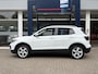 Volkswagen T-Cross 1.0 TSI Style / Adaptieve Cruise-Control / Stoelverwarming / Trekhaak / Apple-Carplay & Android-Auto / LED / Keyless / Dodehoek-Detectie / Climate-Control / DAB Radio-Bluetooth / Getint-Glas / PDC V+A met Camera / 17'' LMV / All-Seasons / ENZ.