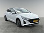 Hyundai i20 Premium Sky 1.0 T-GDI 100pk | SCHUIF/KANTELDAK  | 16'' BI-COLOR LM-VELGEN | KEYLESS ENTRY | APPLE CARPLAY / ANDROID AUTO | NAVI PRO |