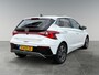 Hyundai i20 Premium Sky 1.0 T-GDI 100pk | SCHUIF/KANTELDAK  | 16'' BI-COLOR LM-VELGEN | KEYLESS ENTRY | APPLE CARPLAY / ANDROID AUTO | NAVI PRO |