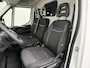 IVECO Daily 35S16 Hi-Matic Automaat L2H2 | 3500Kg Trekken | Airco | 3-Zits | Betimmering