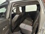Dacia Jogger 155PK Hybrid Expression 7p. Automaat | DEMO | 7 Zitplaatsen | Camera | Parkeersensoren | Apple CarPlay/Android Auto | Cruise Control | Climate Control | Digital Cockpit | Armsteun | Licht & Regen Sensor |