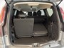 Dacia Jogger 155PK Hybrid Expression 7p. Automaat | DEMO | 7 Zitplaatsen | Camera | Parkeersensoren | Apple CarPlay/Android Auto | Cruise Control | Climate Control | Digital Cockpit | Armsteun | Licht & Regen Sensor |